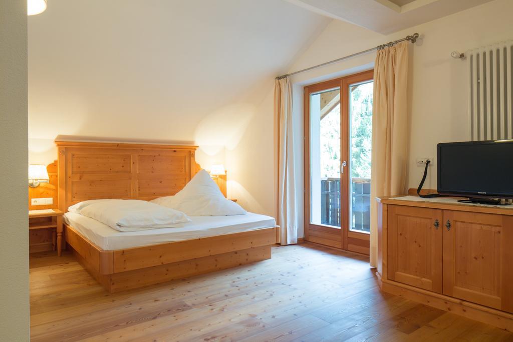 Frida Am Wald Hotel Rasùn di Sotto Exterior foto