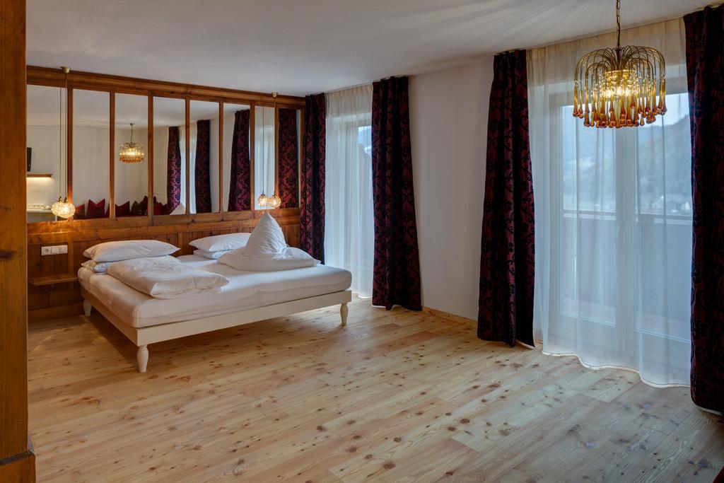 Frida Am Wald Hotel Rasùn di Sotto Cameră foto