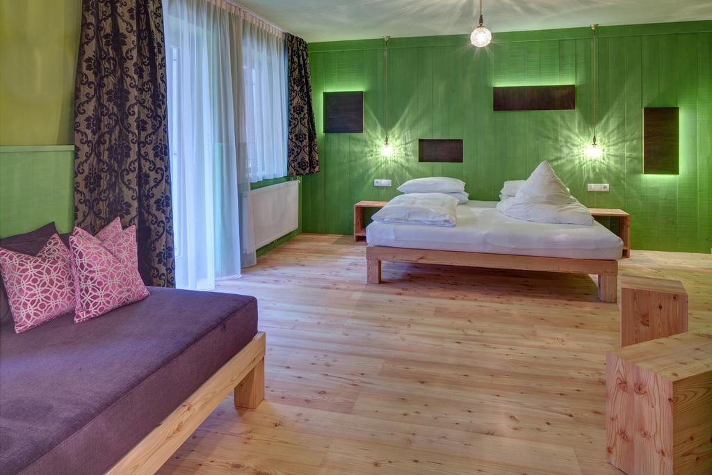 Frida Am Wald Hotel Rasùn di Sotto Cameră foto